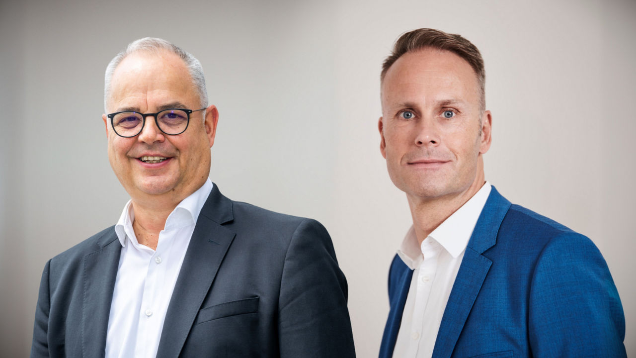 Partners: Jürgen Muth (left) and Michael Voll want to offer eTrucks optimal charging options. 